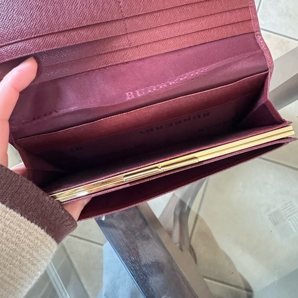 Burberry Vintage Burgundy Long Wallet - Picture 10 of 12